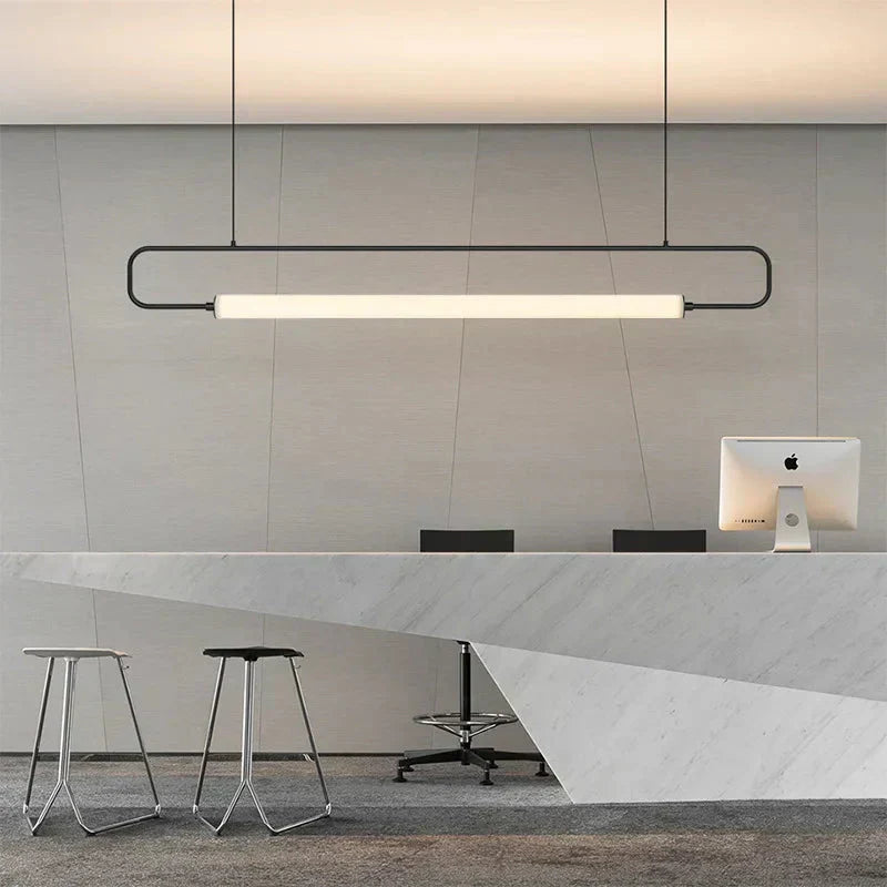 Lámpara colgante LED Lunara de metal pintado, dorado o negro