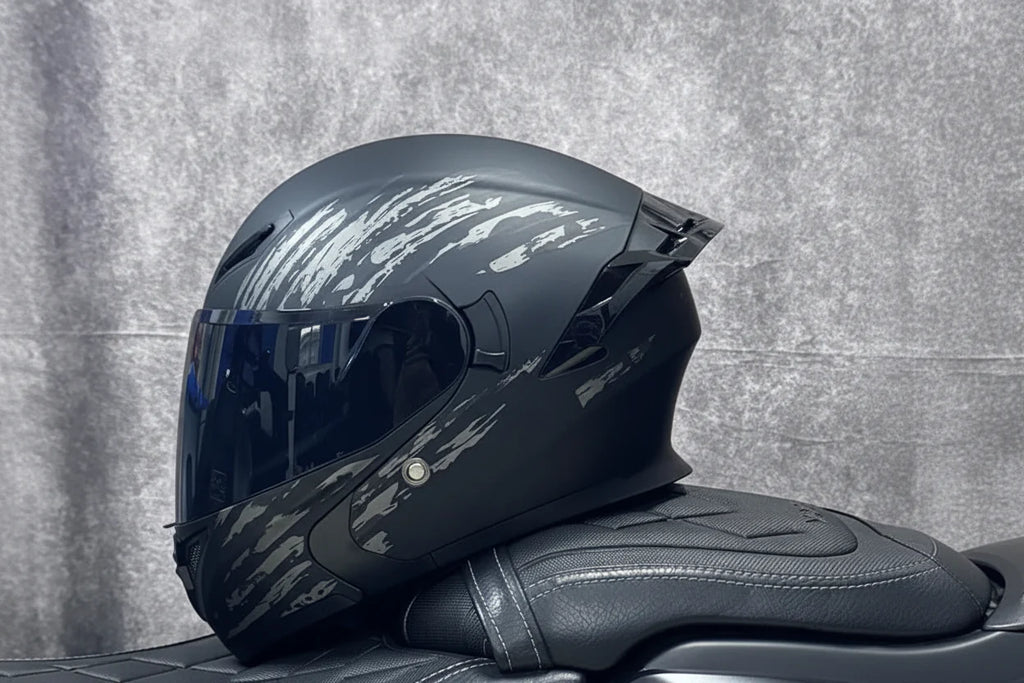 Motorcycle Helmet, Modular Flip-Up Design With Twin-Lens Shield, DOT Certified