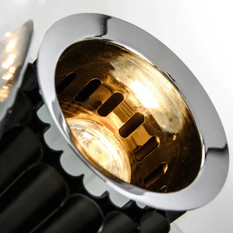 Lampe à poser Marlo en aluminium et verre, argentée, café, rouge ou noire
