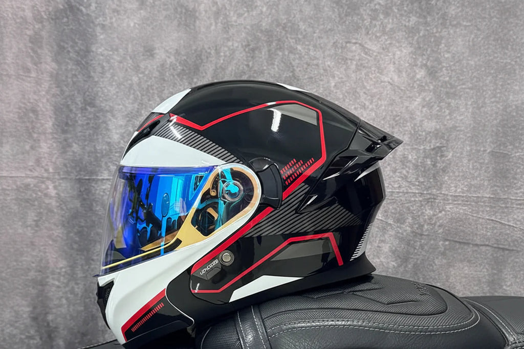 Motorcycle Helmet, Modular Flip-Up Design With Twin-Lens Shield, DOT Certified
