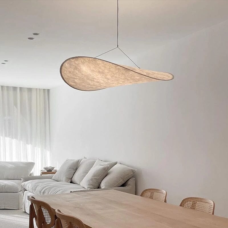 Lyra LED-lysekrone med lagdelt silke-bladskærm, nordisk design
