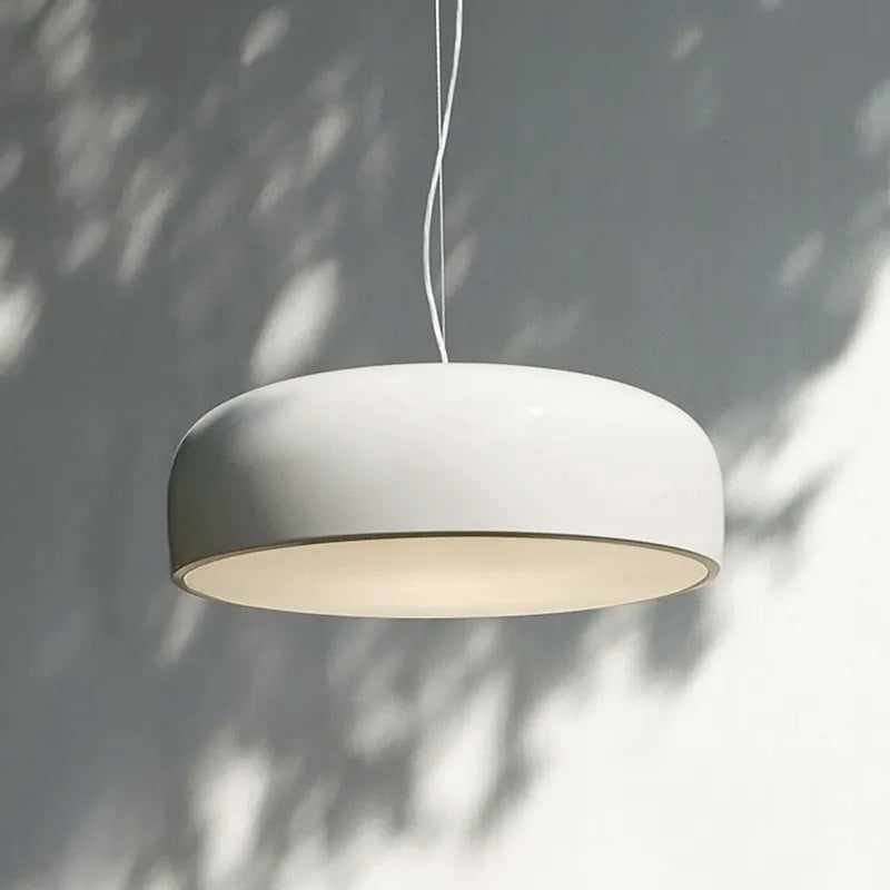 FjordLume-Pendelleuchte, rundes nordisches Design, 3 Größen in Schwarz oder Weiß