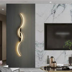 Lampada da parete LED dimmerabile con pannello diffusore in silicone e luce ambientale soffusa