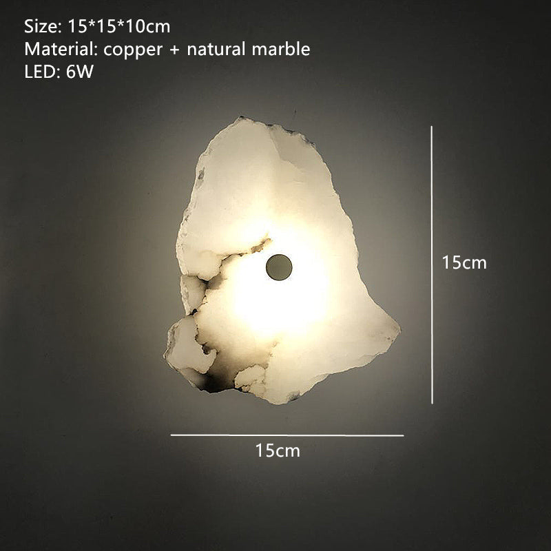 LED nástěnné svítidlo z přírodního mramoru s měděnými prvky