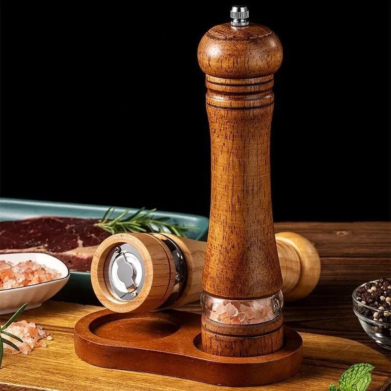 Elegant wooden salt and pepper mill with adjustable grind setting - Fioriscas