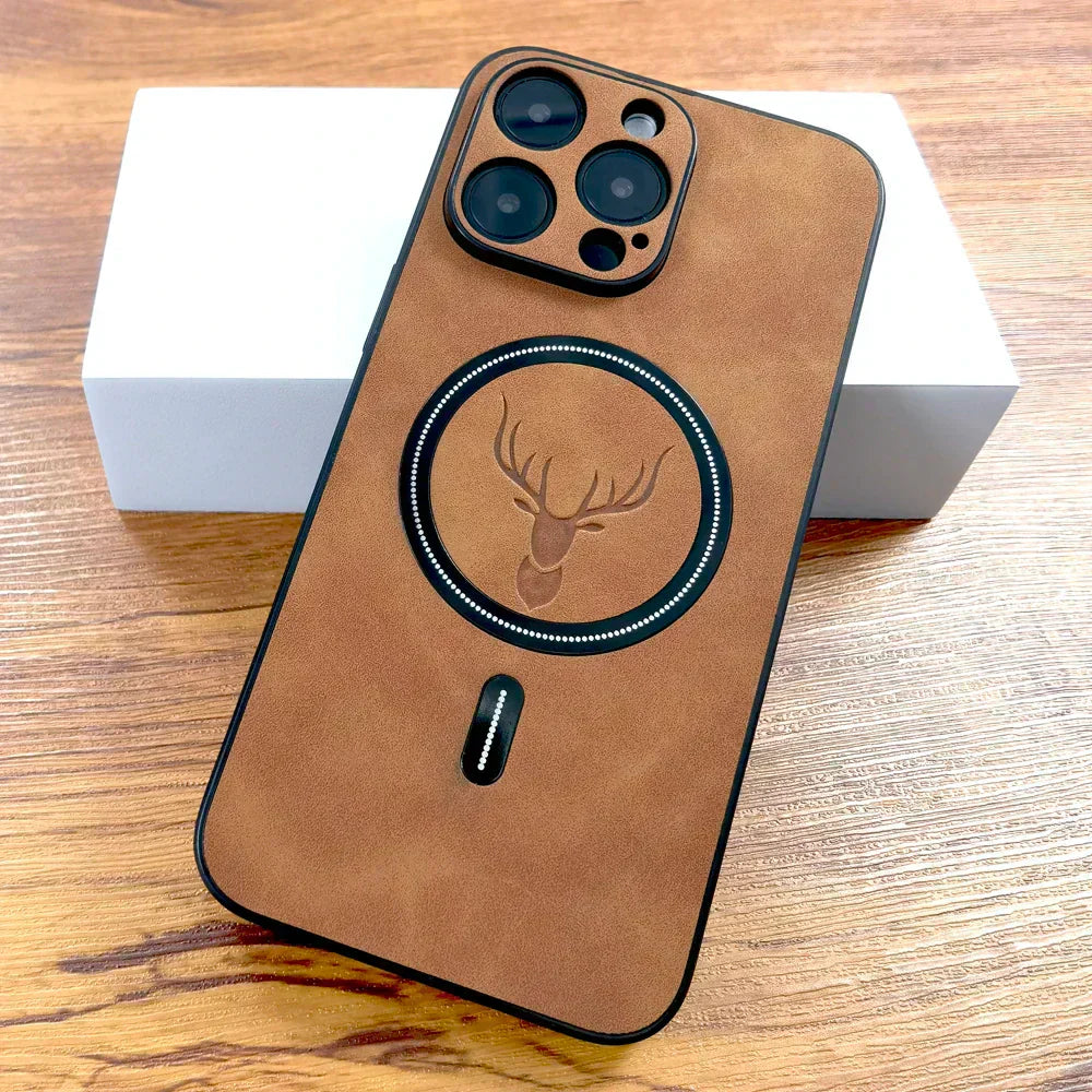 Cedar Vale kunstlæder iPhone-etui med MagSafe, hjorteemblem