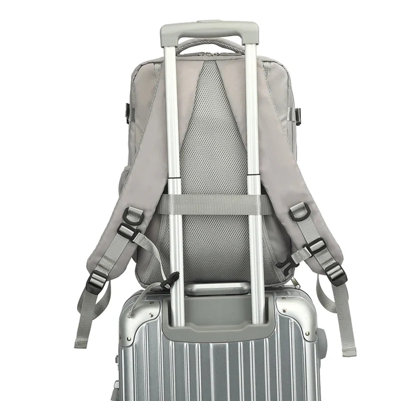 Mochila de viagem de tamanho médio, com compartimento para portátil e bolso para sapatos | Fioriscas