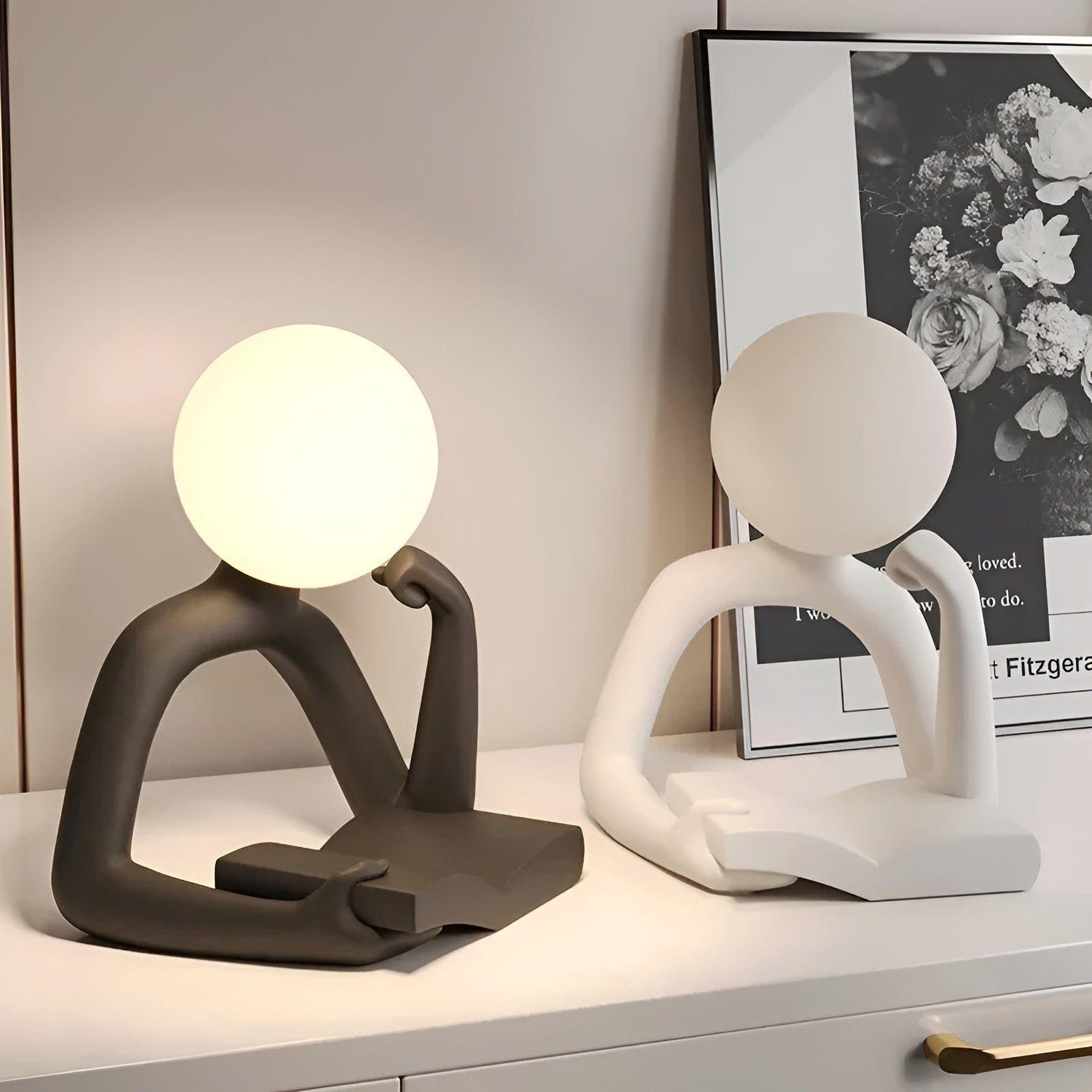 Tafellamp Ardentis met modern abstract design van hars, USB-led-bureaulamp