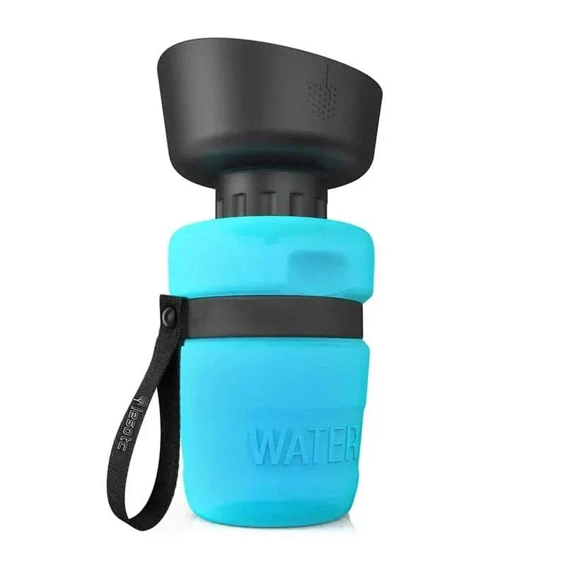 Foldable drinking bottle for dogs - Fioriscas