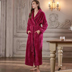CozyNest varm flannel-morgenkåbe til gravide, ekstra lang pasform