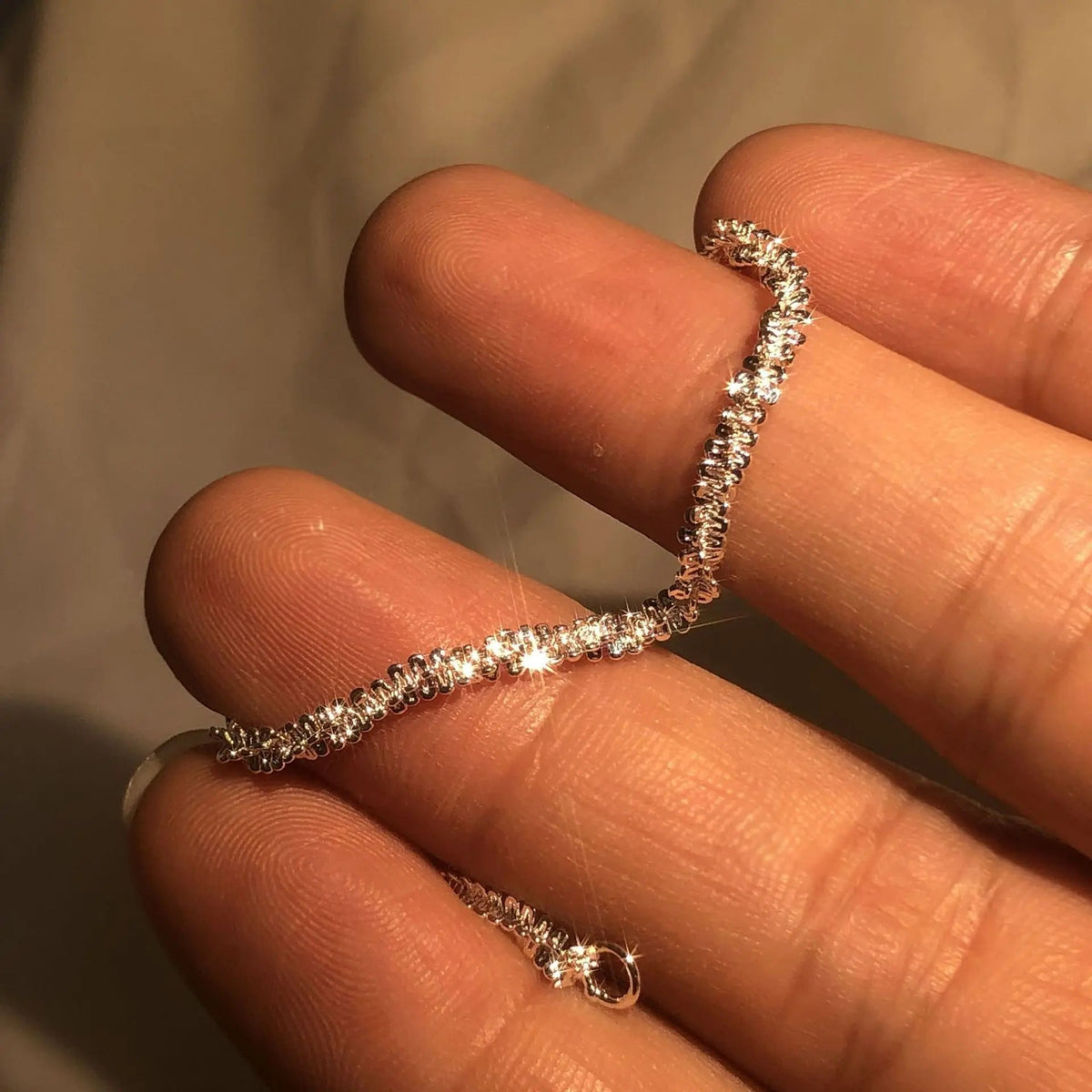 Pulsera de regalo para mujer de plata de ley con brillo resistente al agua | Fioriscas