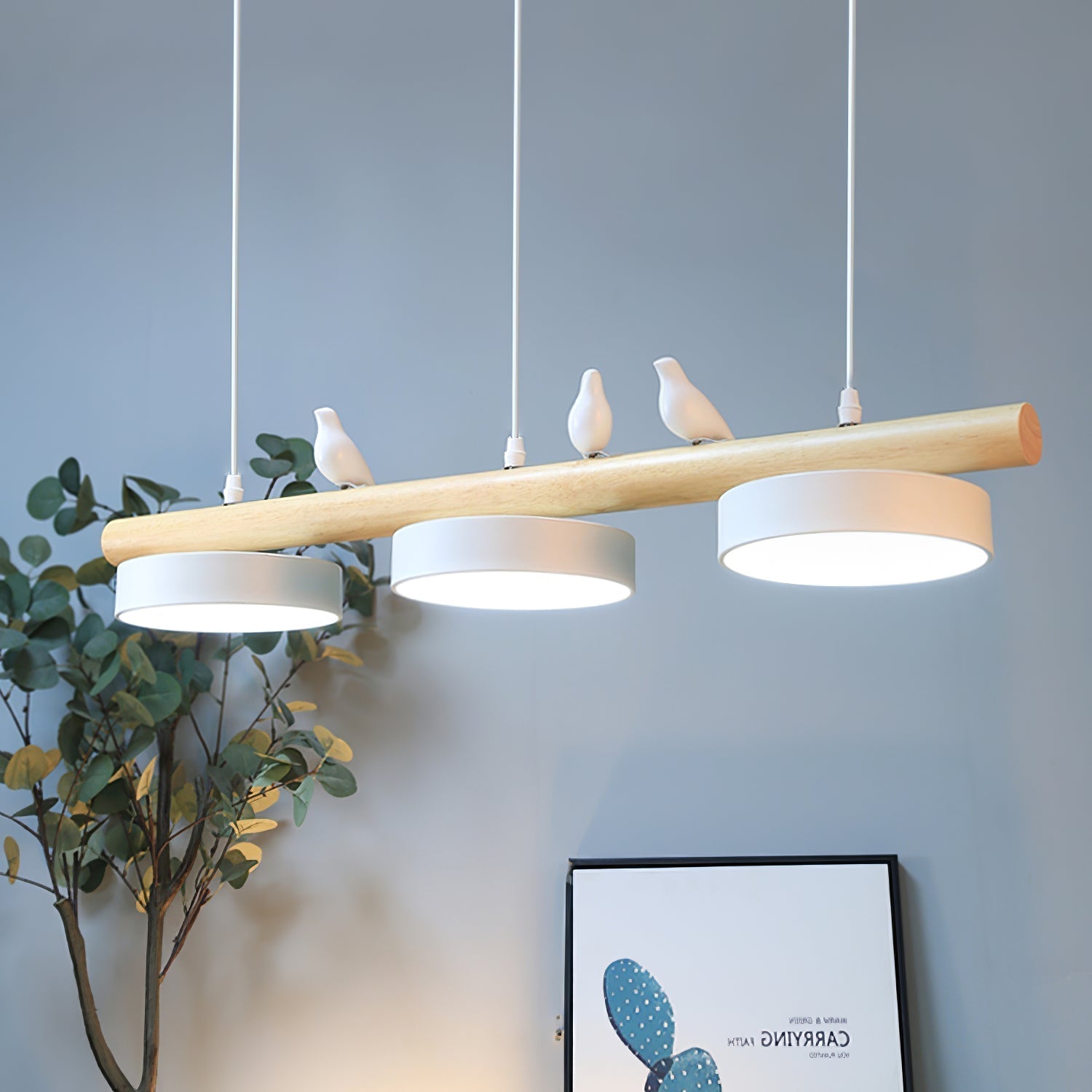 Lampada a sospensione con motivo di uccelli, apparecchio LED LyraNest ispirato alla natura