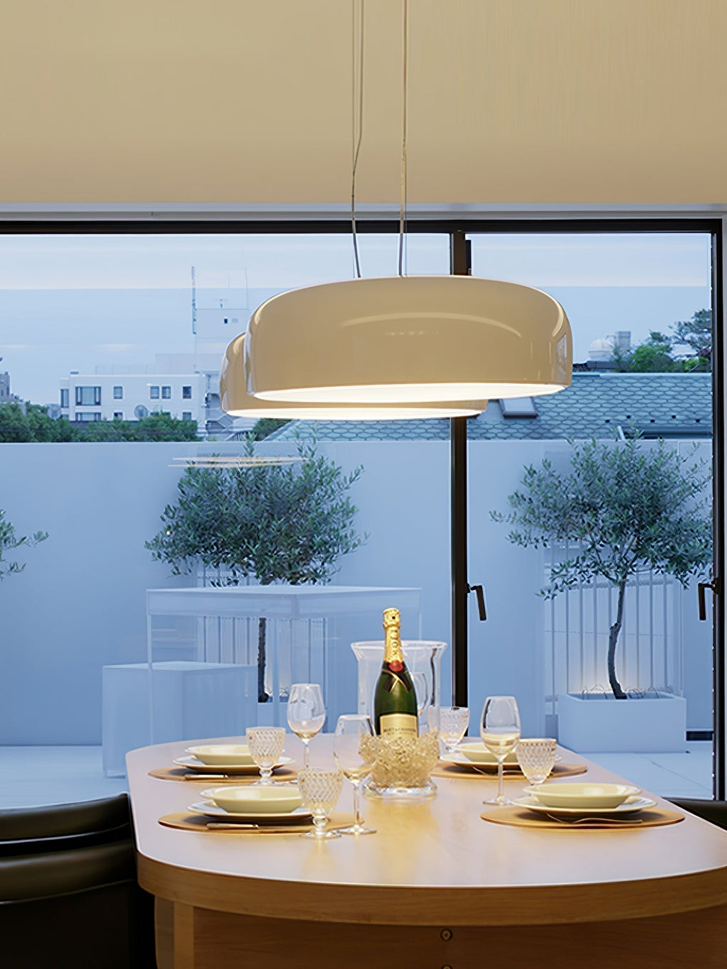 Smithfield-pendellampa - platsbesparande modern LED-armatur för vardagsrum | Fioriscas