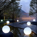 Luz de Jardim Solar LunaGlow em Forma de Esfera Lunar para Ambiente Exterior