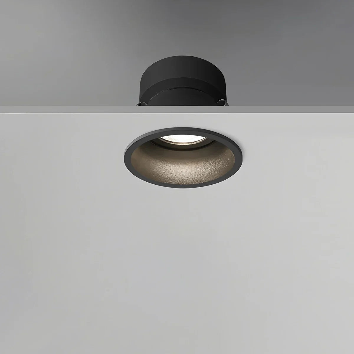 Spotlight de teto embutido LuminaNest LED com acabamento em alumínio