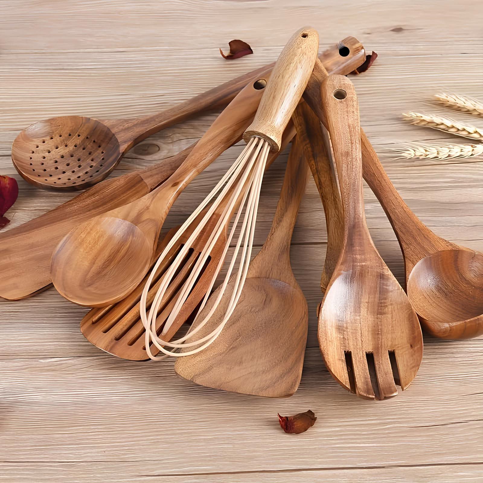 11-piece Teak Wood Utensil Set for Sustainable Cooking - Fioriscas