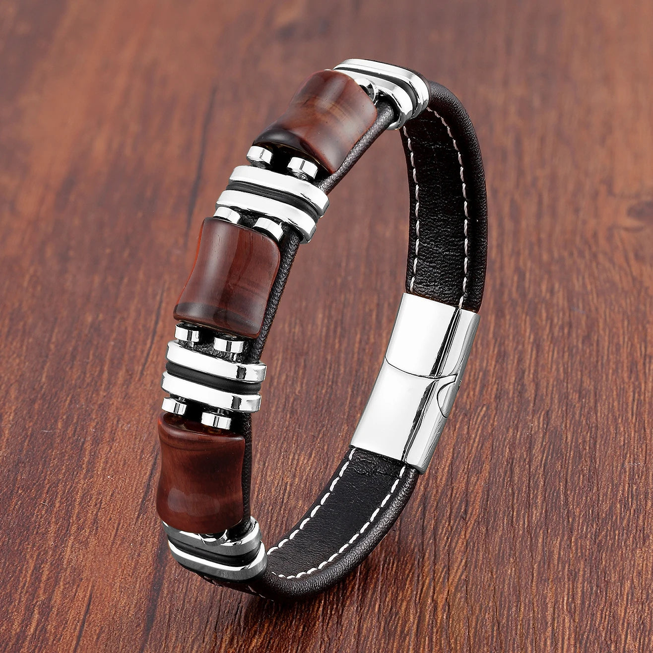 Tigerøje-armbånd i lædersnor til mænd med rosende taljefigur-detalje