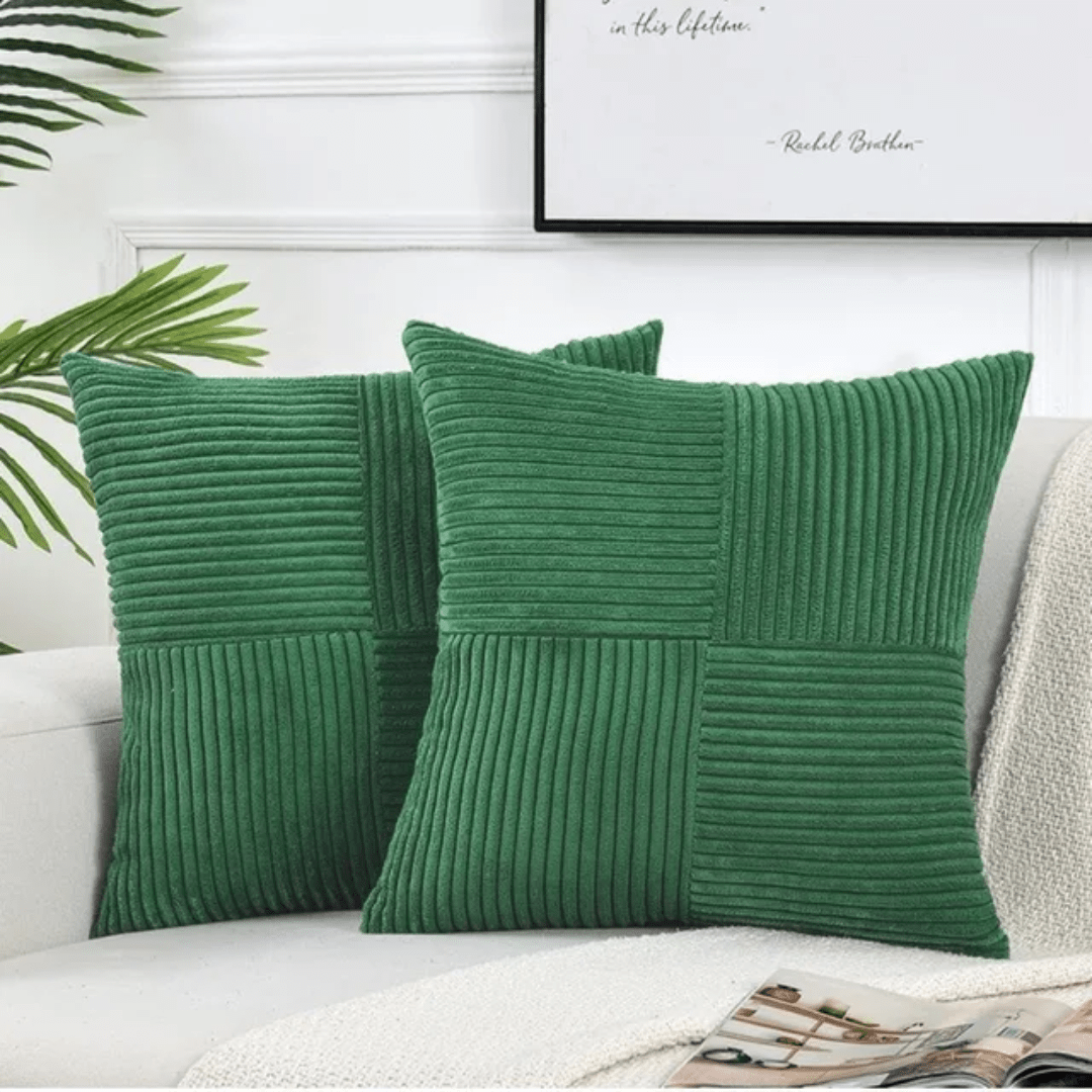 Elegant decorative pillow for a cozy home - Fioriscas