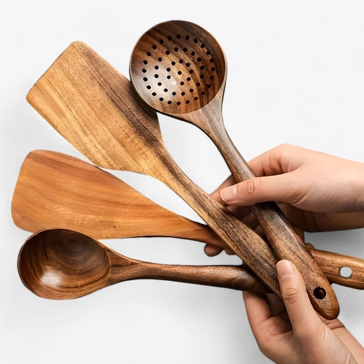11-piece wooden kitchen utensil set for safe and scratch-free cooking - Fioriscas