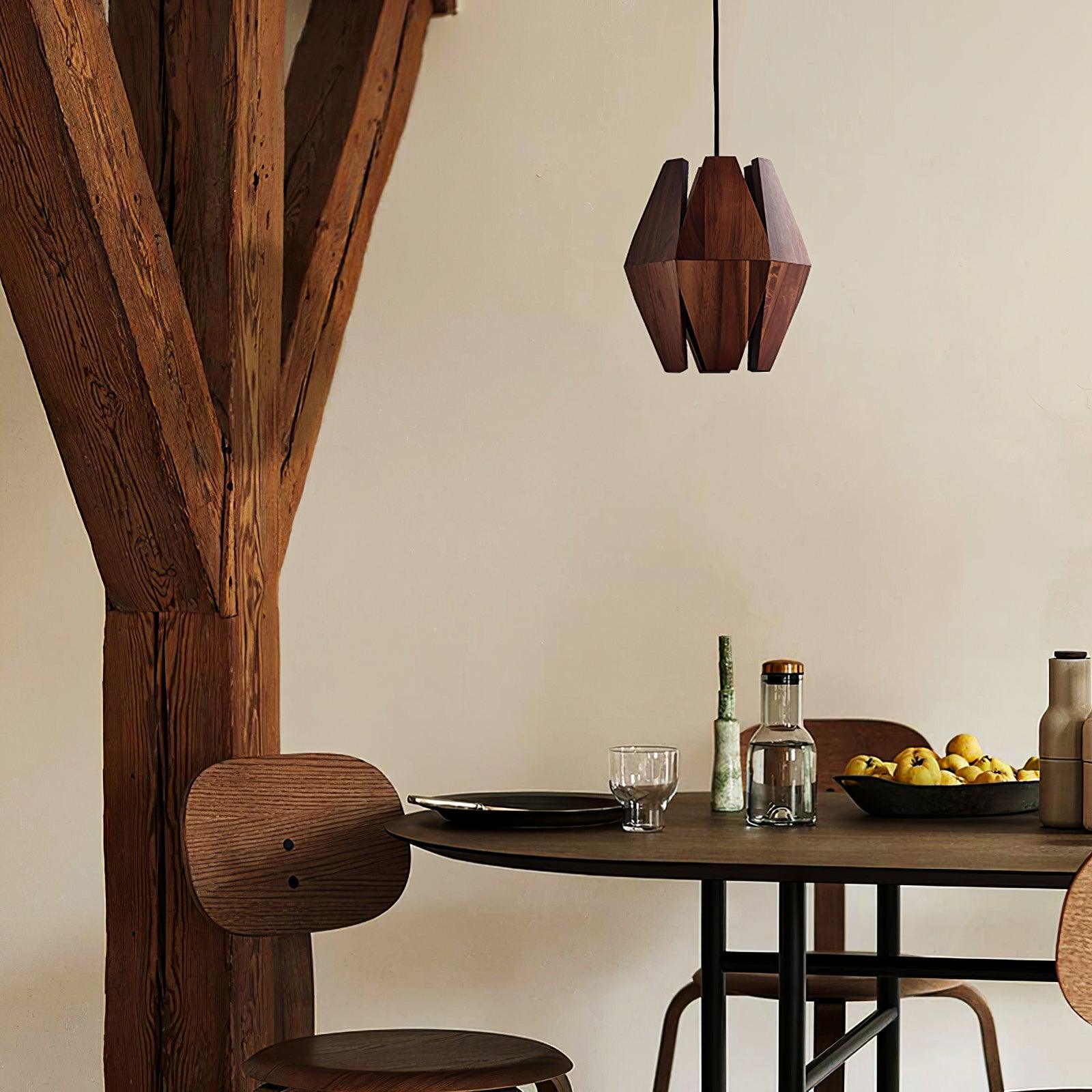 Lampada a sospensione con paralume geometrico in legno, luce calda, stile nordico minimalista, accento | Fioriscas