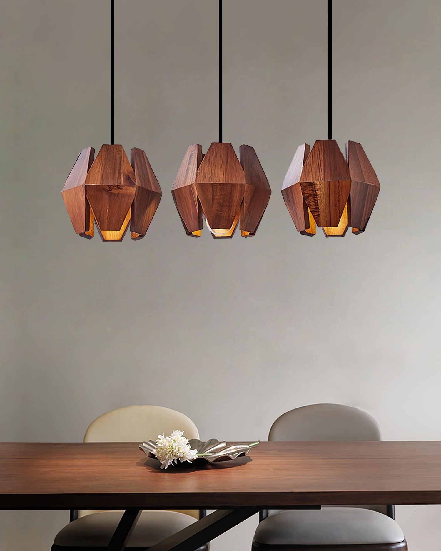 Lampada a sospensione con paralume geometrico in legno, luce calda, stile nordico minimalista, accento | Fioriscas