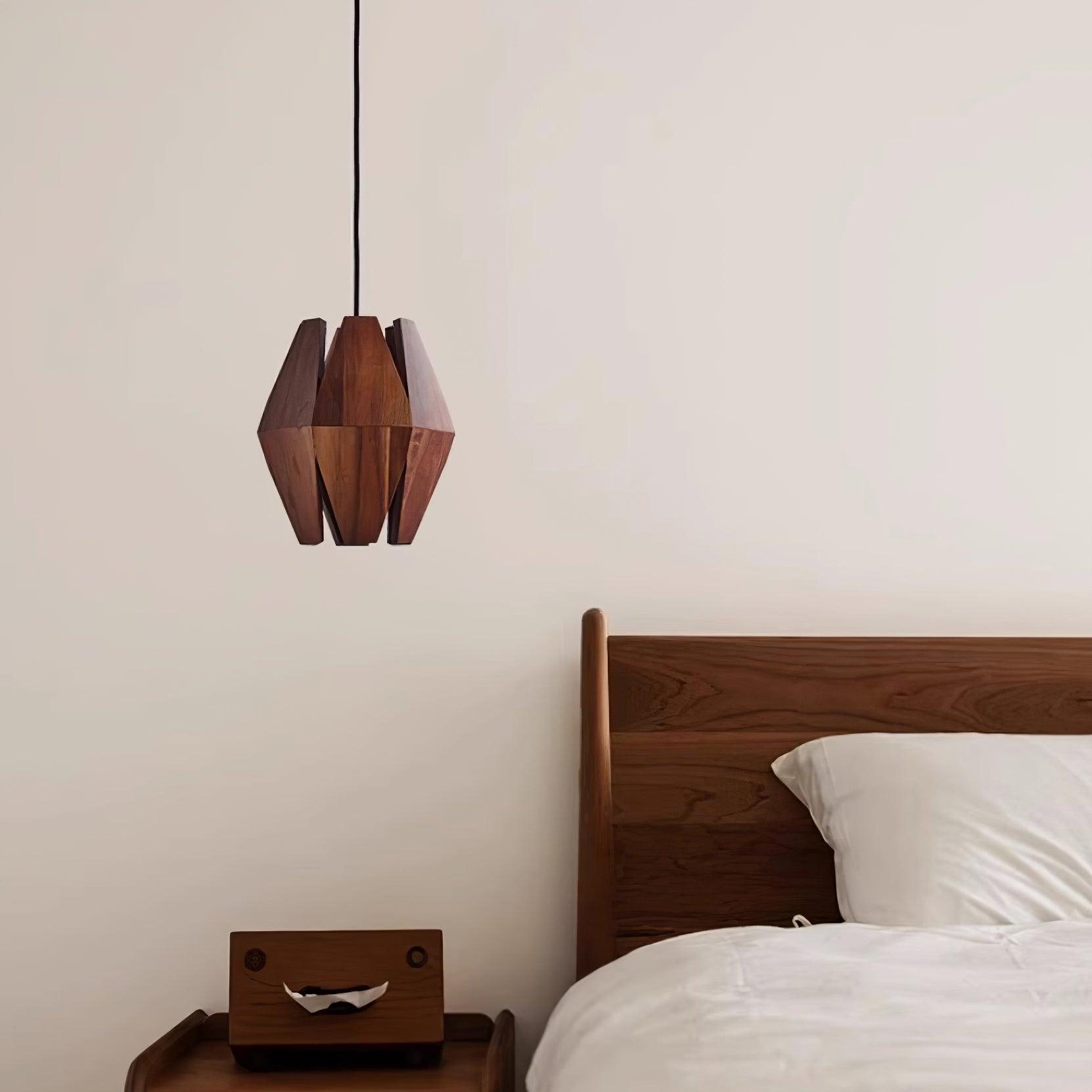 Lampada a sospensione con paralume geometrico in legno, luce calda, stile nordico minimalista, accento | Fioriscas