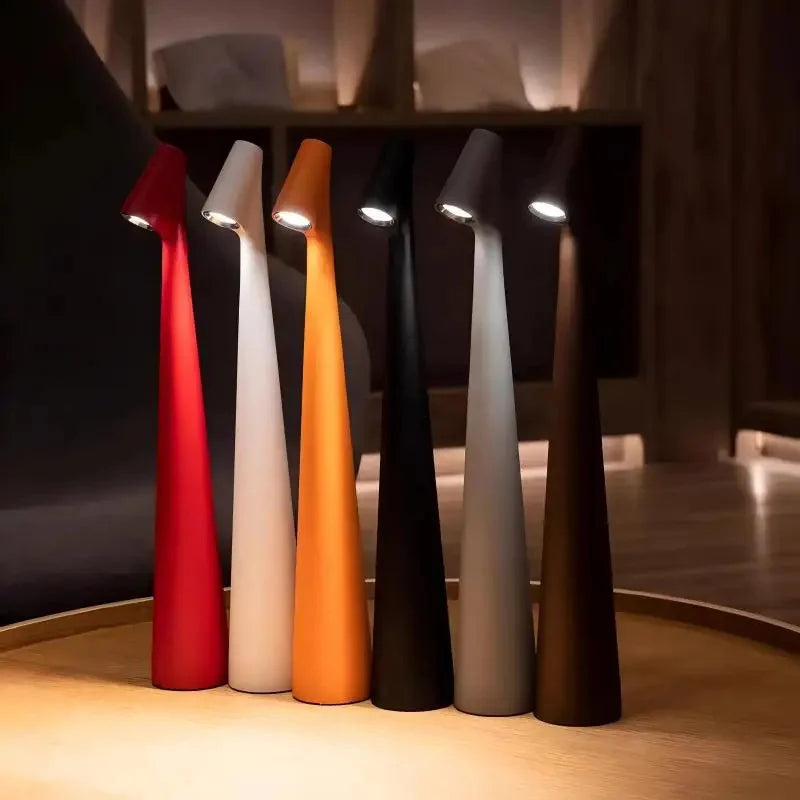 LumaNord genopladelig bordlampe med varmt LED-lys til spisning og læsning