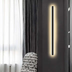 Lineær udendørs væglampe med Frostline-design i akrylpanel