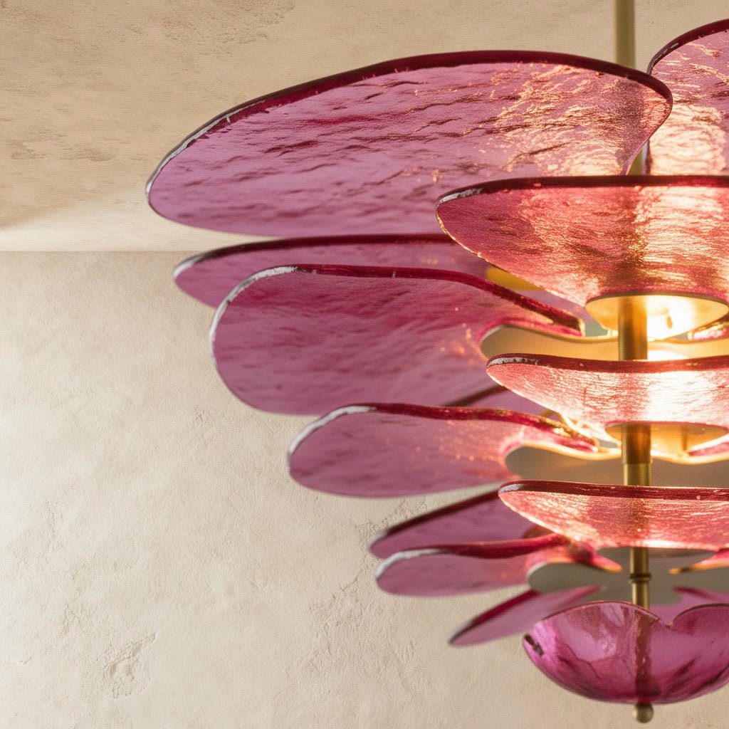 Elegantní smaragdový lustr Murano Petal se zlatými akcenty