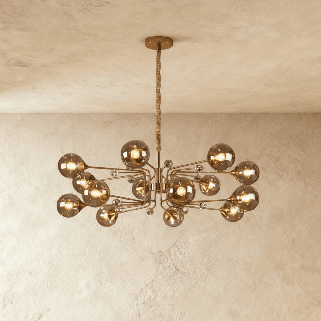 Luxusní skleněný lustr Lumora pro elegantní obytné prostory