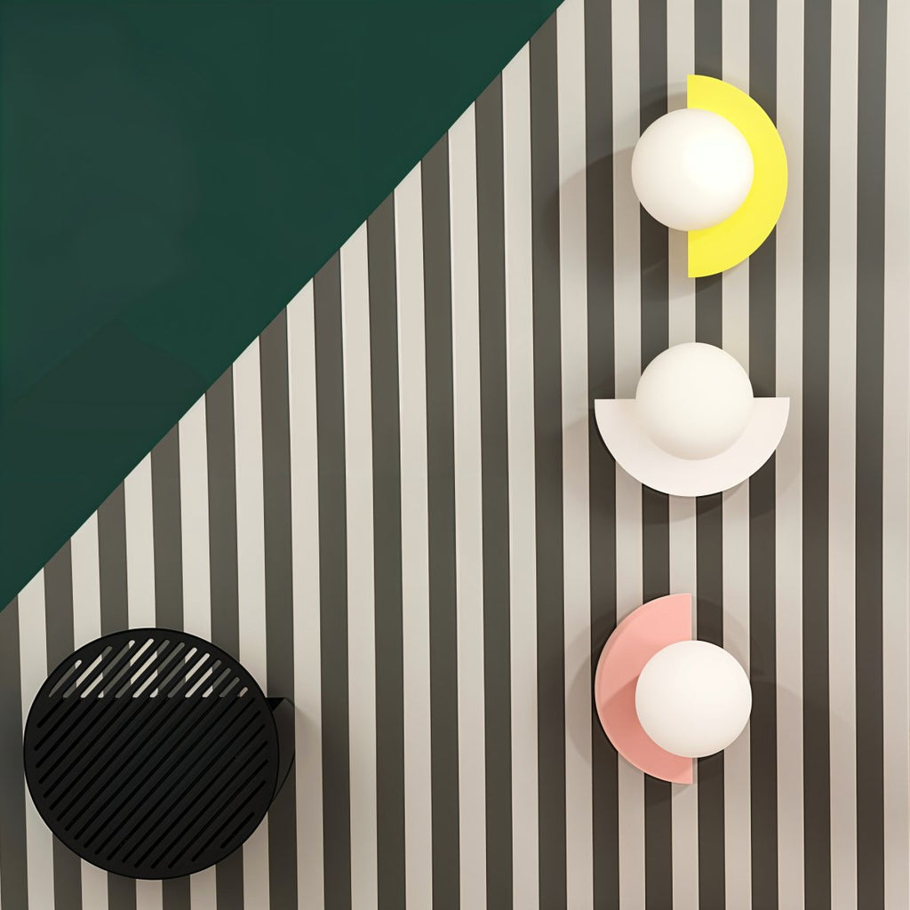 Lumenorb modern glasbollvägglampa med slät metallfinish