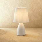 Keramická stolní lampa NovaAura s plisovaným stínidlem a šarmem středního století