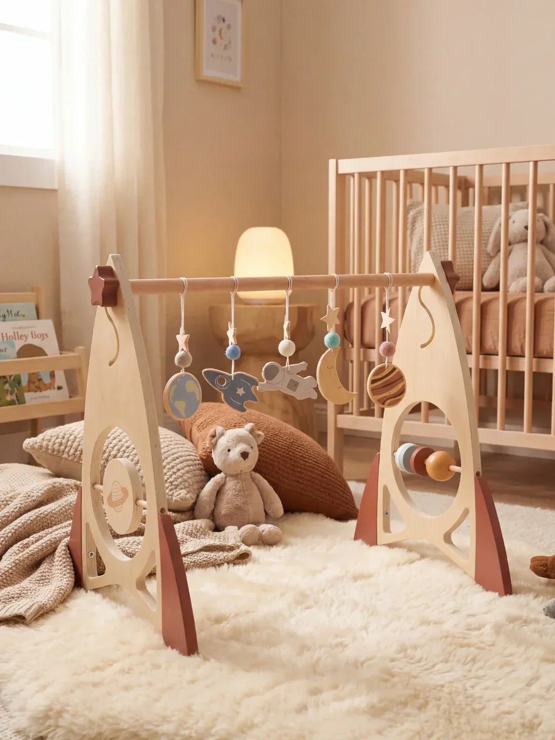 Arche d’éveil en bois massif pour bébé avec jouets fusée et étoile