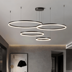 Żyrandol LED Nova Ring z polerowaną czarną żelazną ramą