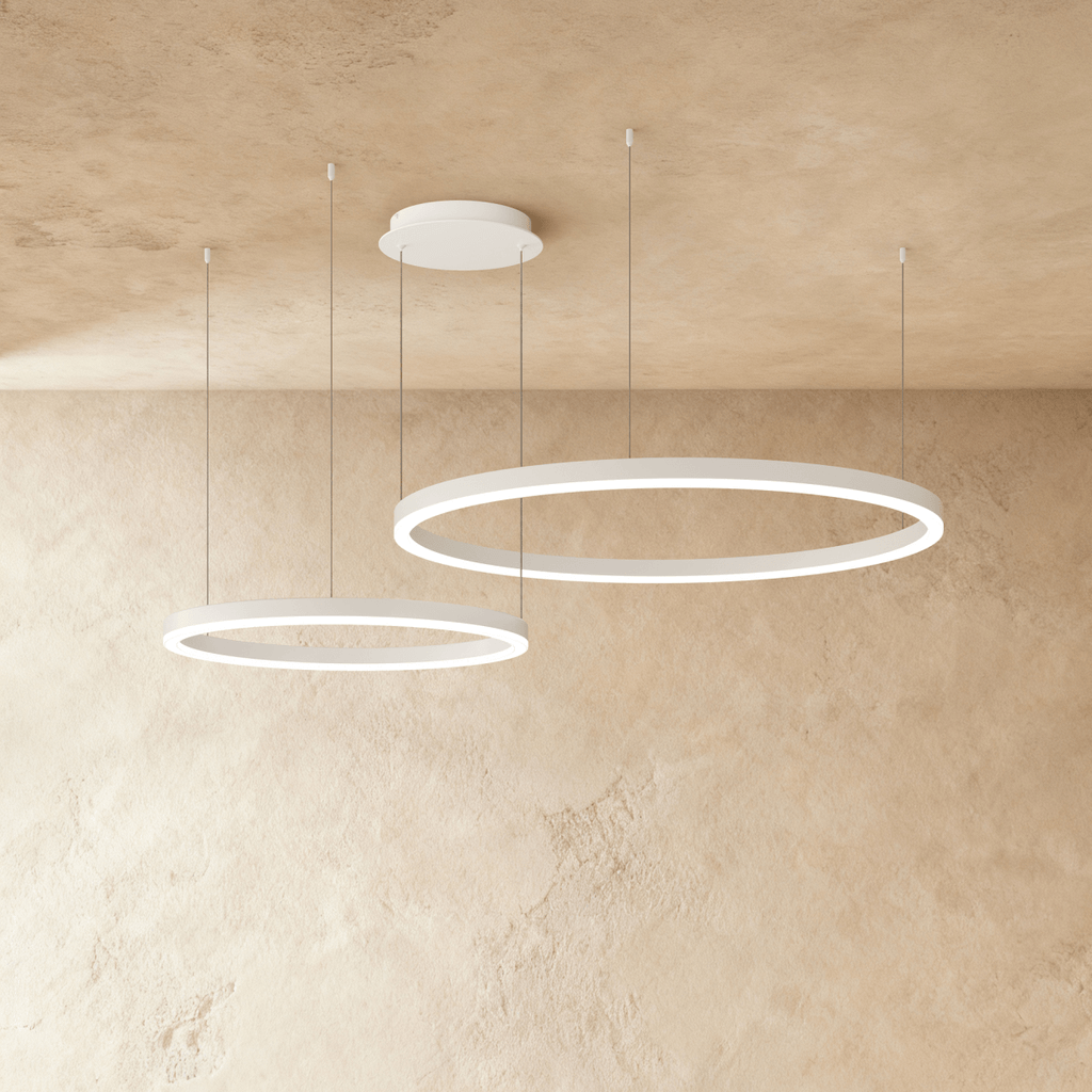 Żyrandol LED Nova Ring z polerowaną czarną żelazną ramą
