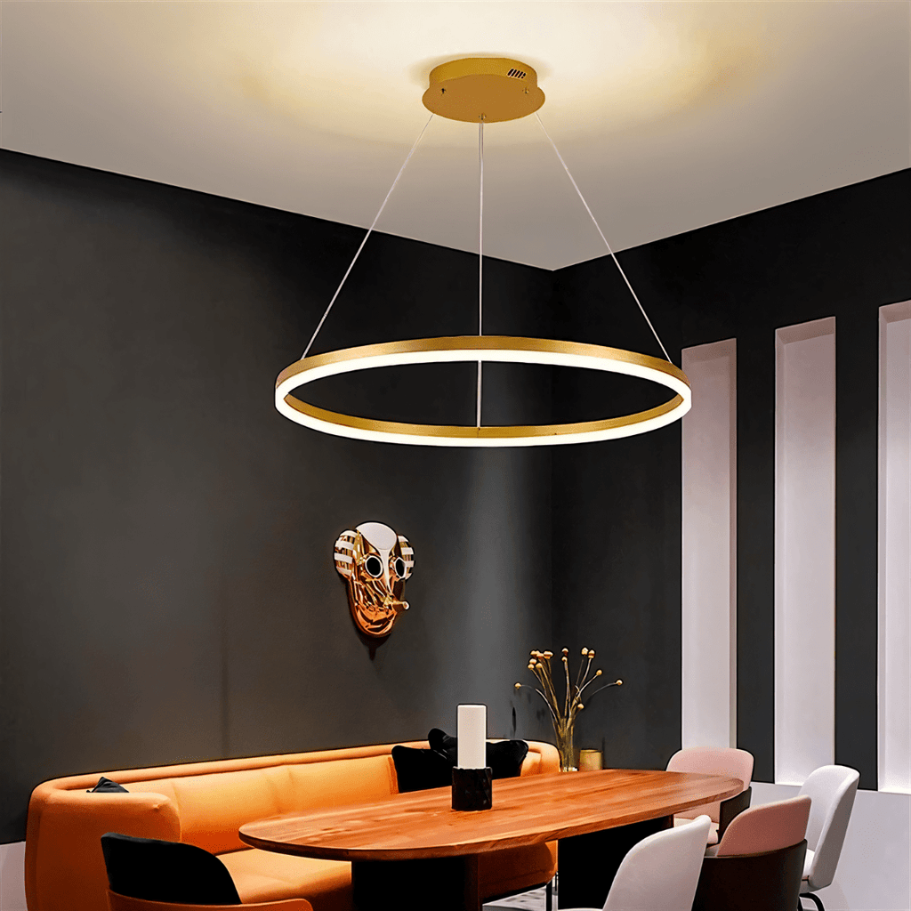 Żyrandol LED Nova Ring z polerowaną czarną żelazną ramą