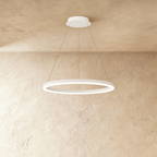 Żyrandol LED Nova Ring z polerowaną czarną żelazną ramą