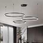 Żyrandol LED Nova Ring z polerowaną czarną żelazną ramą