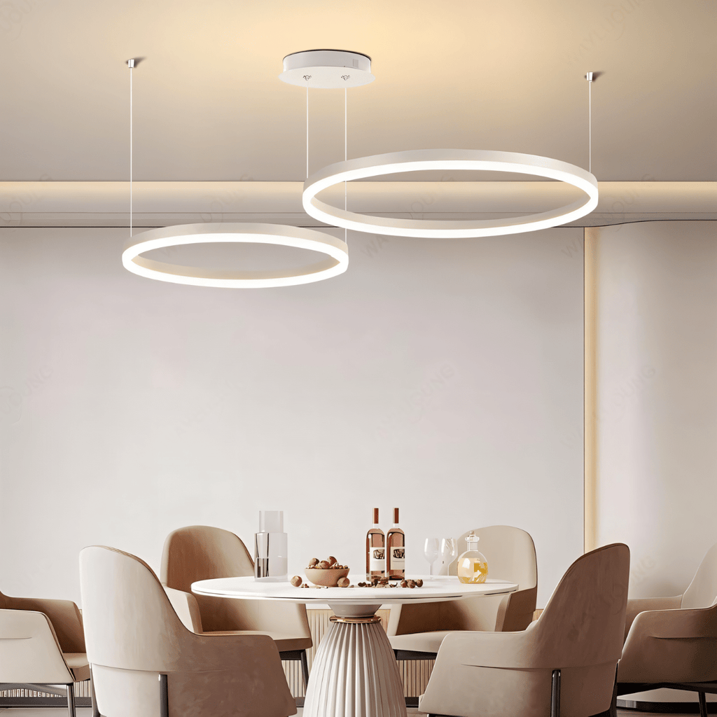 Żyrandol LED Nova Ring z polerowaną czarną żelazną ramą