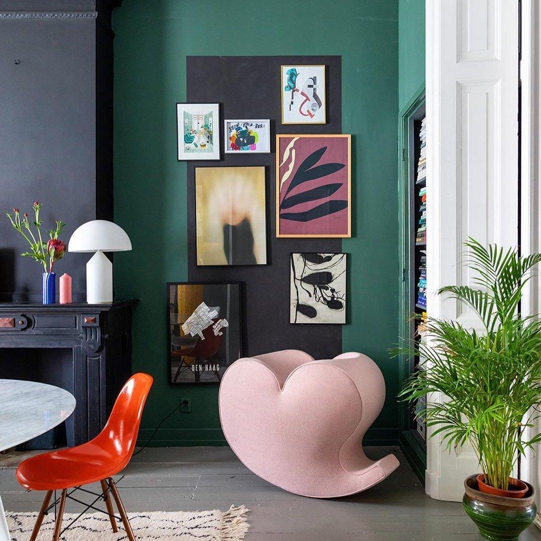 Stolní lampa Atollo Lunaro, sochařský kovový design v italském stylu