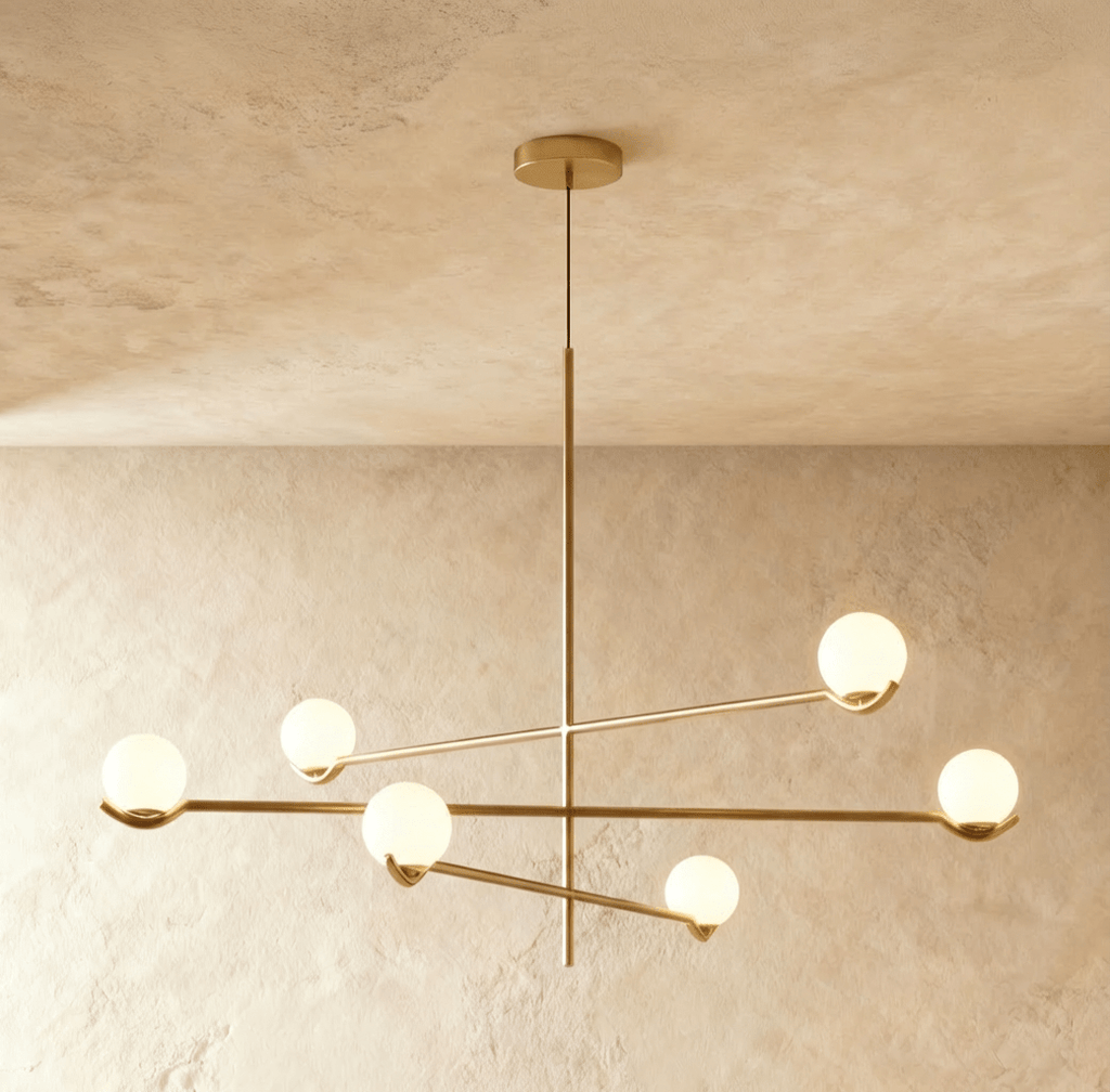 Lustre Trio Globe em Vidro com Haste Fina de Ferro para Interiores Modernos e Aconchegantes
