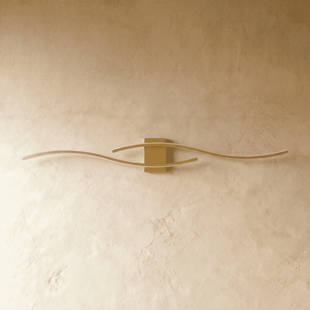 Železná nástěnná lampa Verve pro moderní ambientní osvětlení domů  