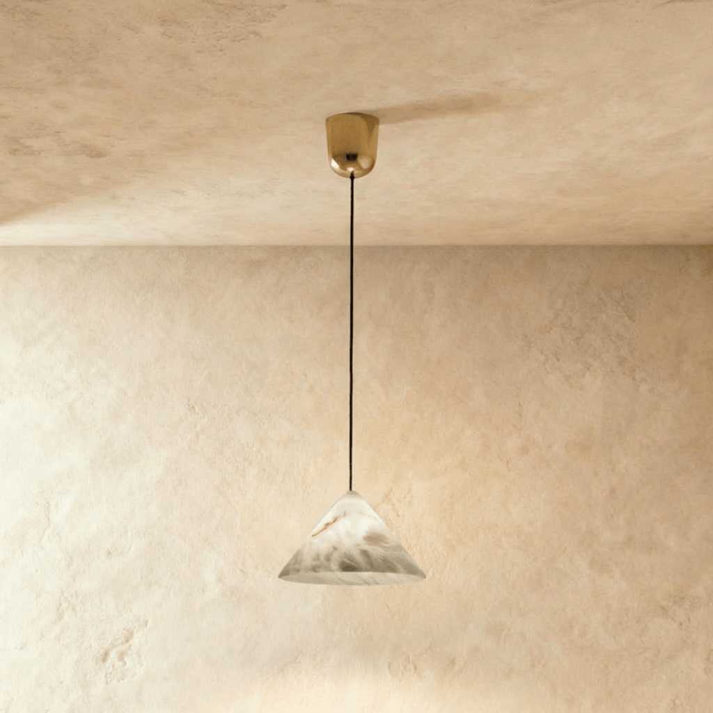 Lampada a sospensione Petal Glow in alabastro ispirata ai fiori di ciliegio