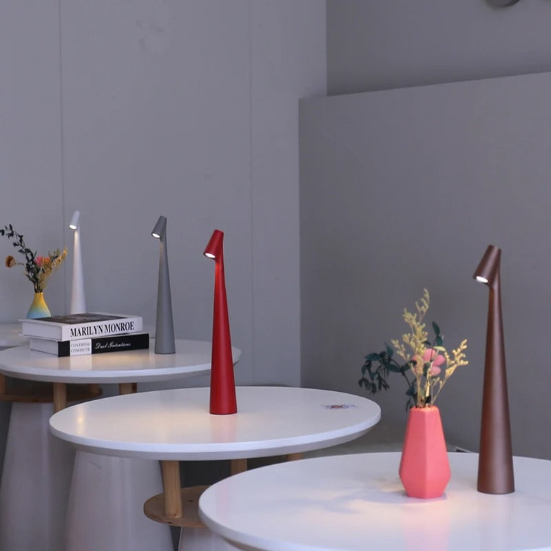 Ledningsfri nordisk minimalistisk LED-bordlampe, genopladelig | Fioriscas