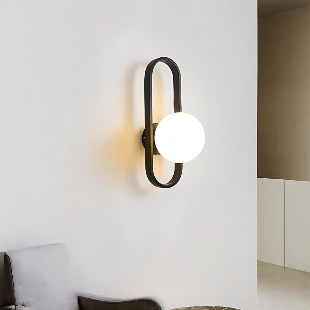 Vägglampa i frostat glas, Aurelin-kollektionen, upp- och nedåtriktat ljus