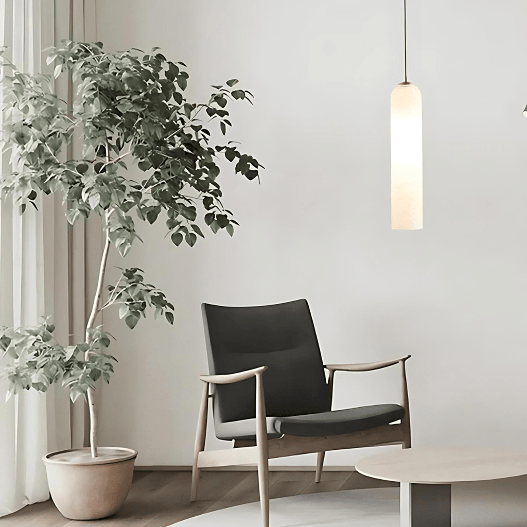 Suspension en verre Liora avec finition en métal poli