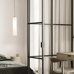 Suspension en verre Liora avec finition en métal poli
