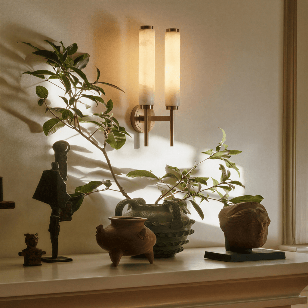 LumenSilk alabastrové vertikální nástěnné světlo pro jemné architektonické osvětlení  
