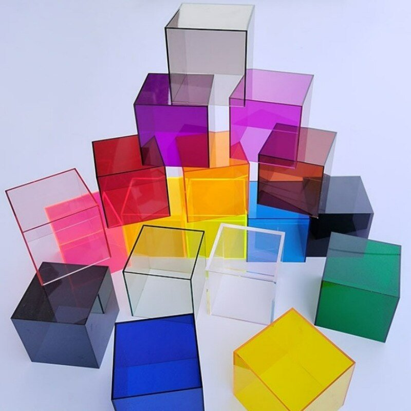 Lumera Collectibles Display Case, Clear Acrylic Construction