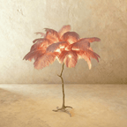 Lampada da terra Feathered Glam con velluto Glow Luxe Interiors